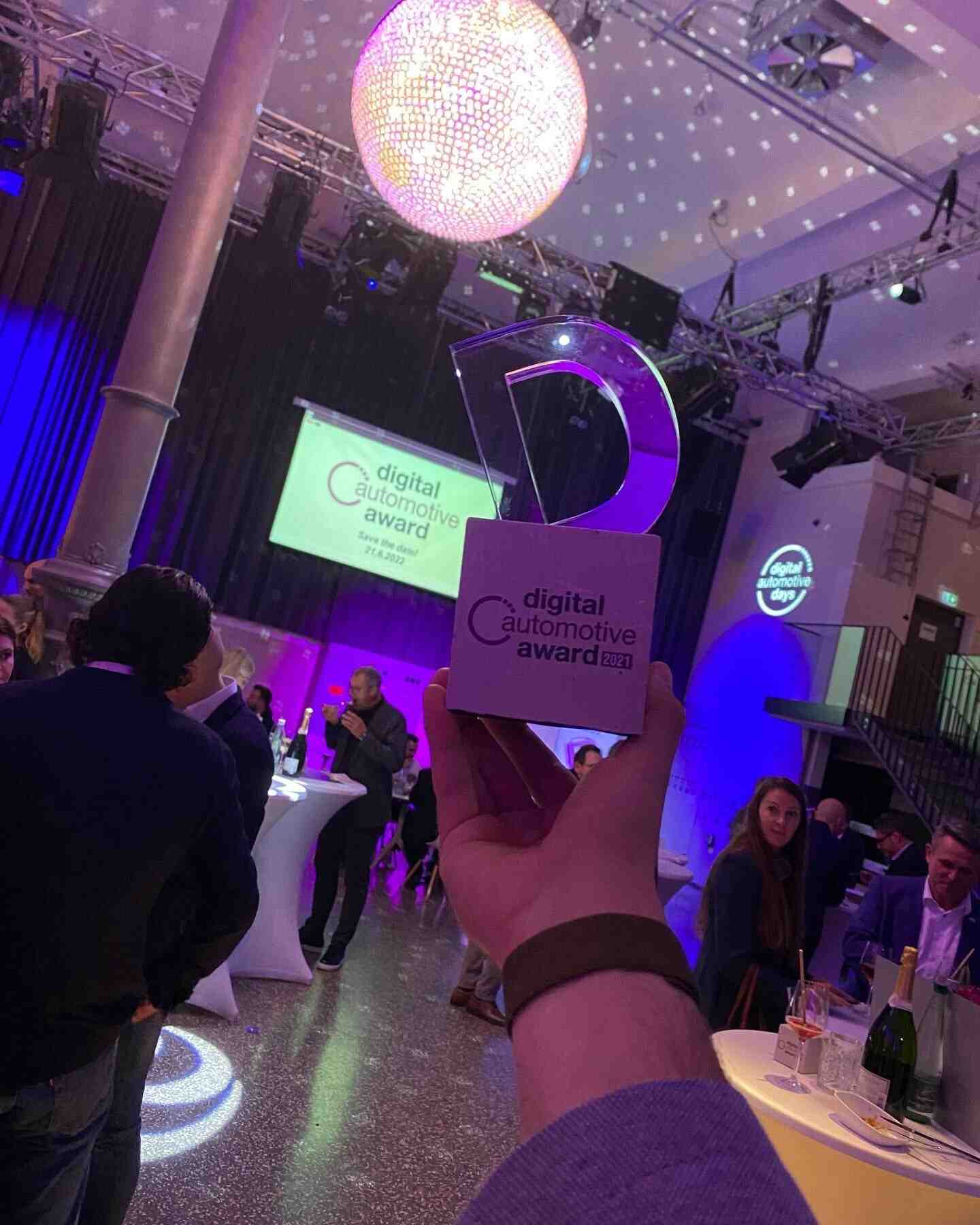 mmmint.ai gewinnt den digital automotive award